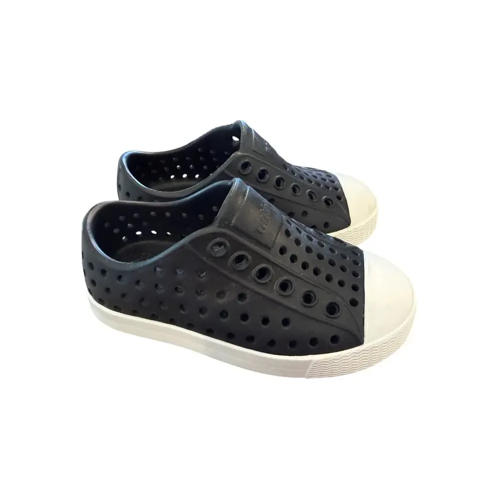 Native Kids Jiffy Black Shell White Jefferson Classic Slip On Shoes Size C6